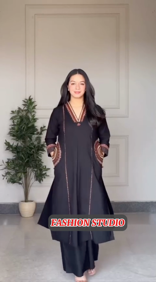 3-Piece Black Lawn printed Suit with Monar Dupatta & printed Pockets